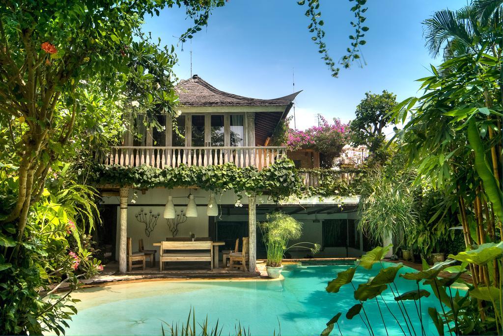 Villa Istimewa Seminyak Rum bild